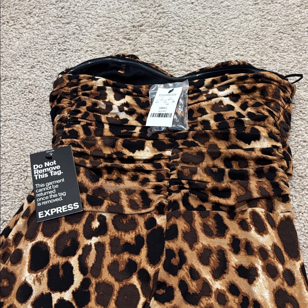 Express Minidress Set - Picture 4 of 14